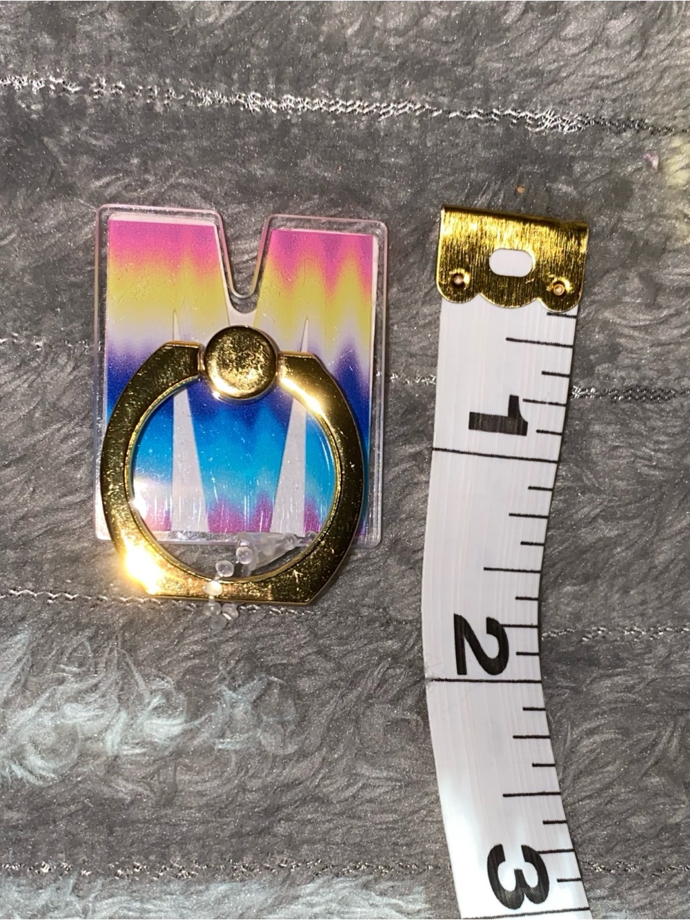 1-Popsocket Multicolor Acrylic Letter (M) - Picture 4 of 5